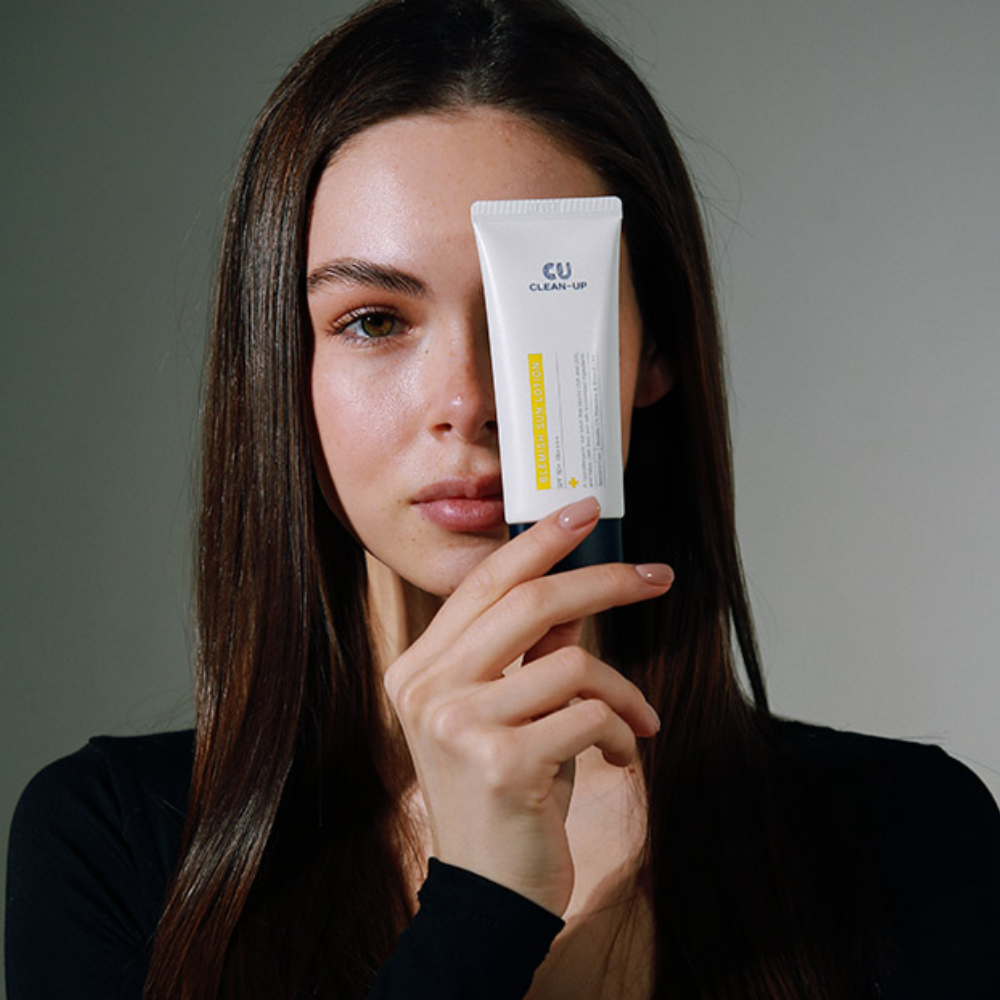 CU SKIN Clean-Up Blemish Sun Lotion SPF 50+ PA++++ 60ml - Сонцезахисний лосьйон з ліпосомами на стабільних фільтрах - фото №2 CU SKIN Clean-Up Blemish Sun Lotion SPF 50+ PA++++ 60ml - Сонцезахисний лосьйон з ліпосомами на стабільних фільтрах - фото №2